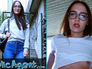 Steamy Czech Encounter: Wild Public Bridge Action with Hot Suck and Fuck